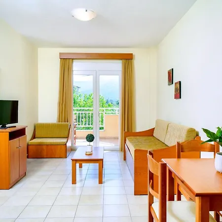 Ladikas Apartments Lägenhetshotell Chrisi Ammoudia