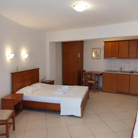 Ladikas Apartments 3* Chrisi Ammoudia