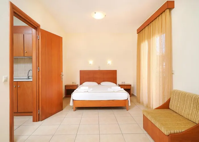 Ladikas Apartments Aparthotel 3*